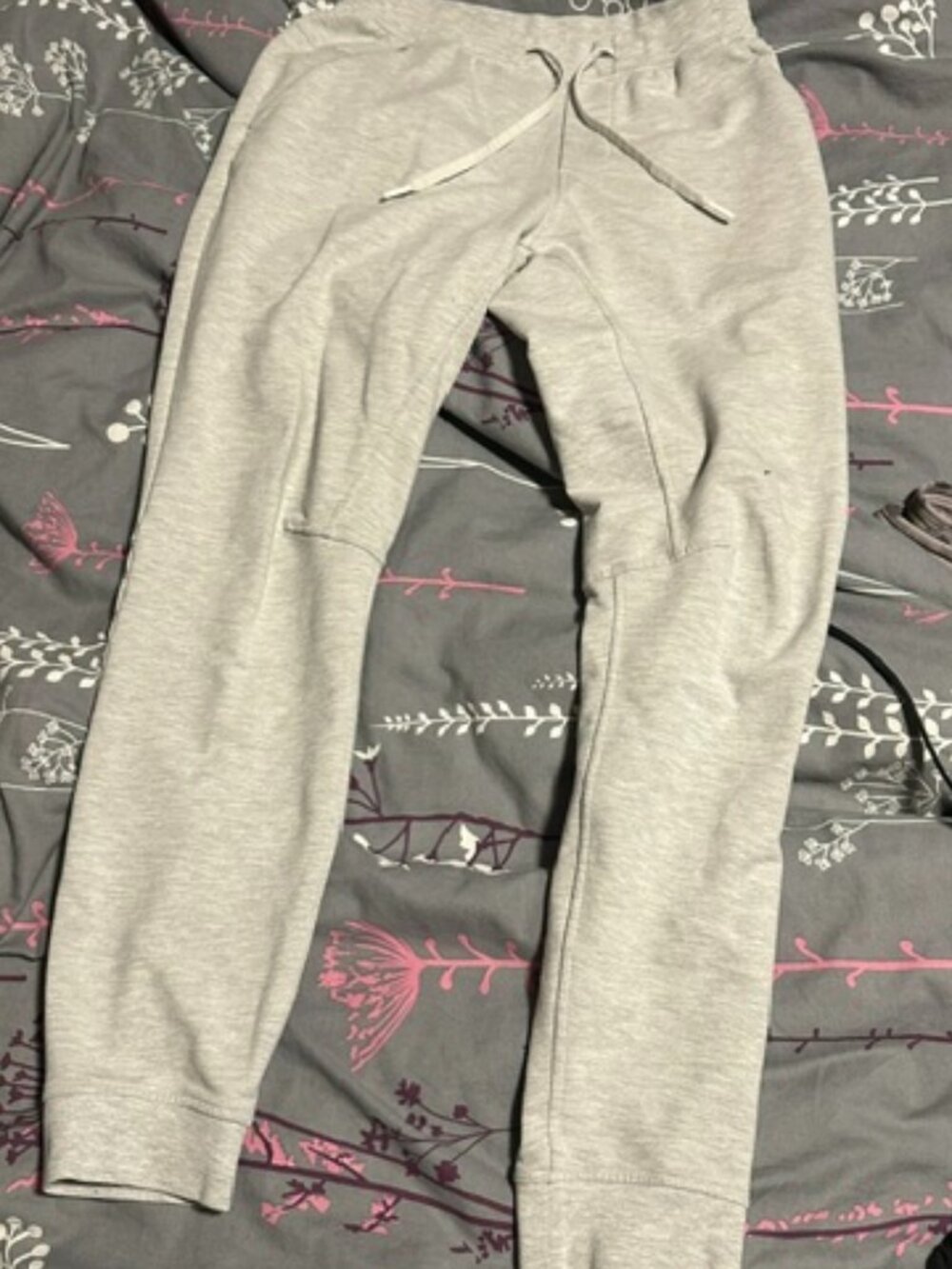 Lululemon size small mens joggers